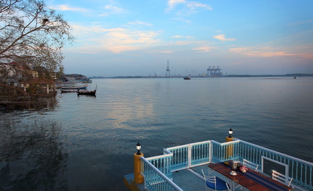 Bloom Boutique | Waterfront Fort Kochi — photo 7